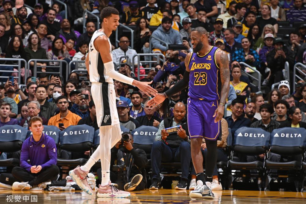 如今缺席小 如今缺席小